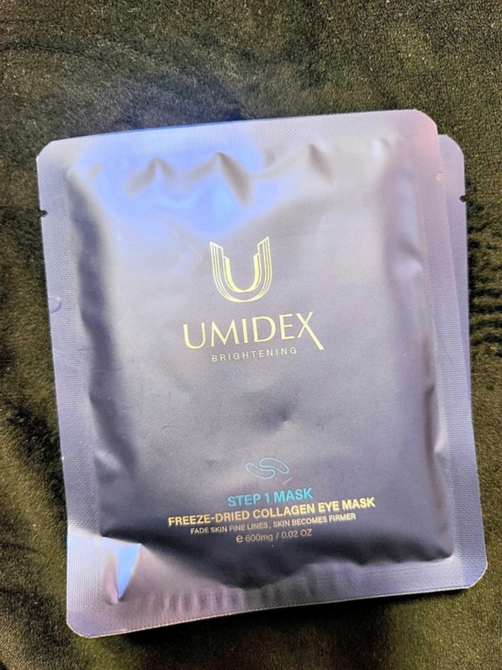 UMIDEX Brightening Freeze-Dried Collagen Eye Mask Black